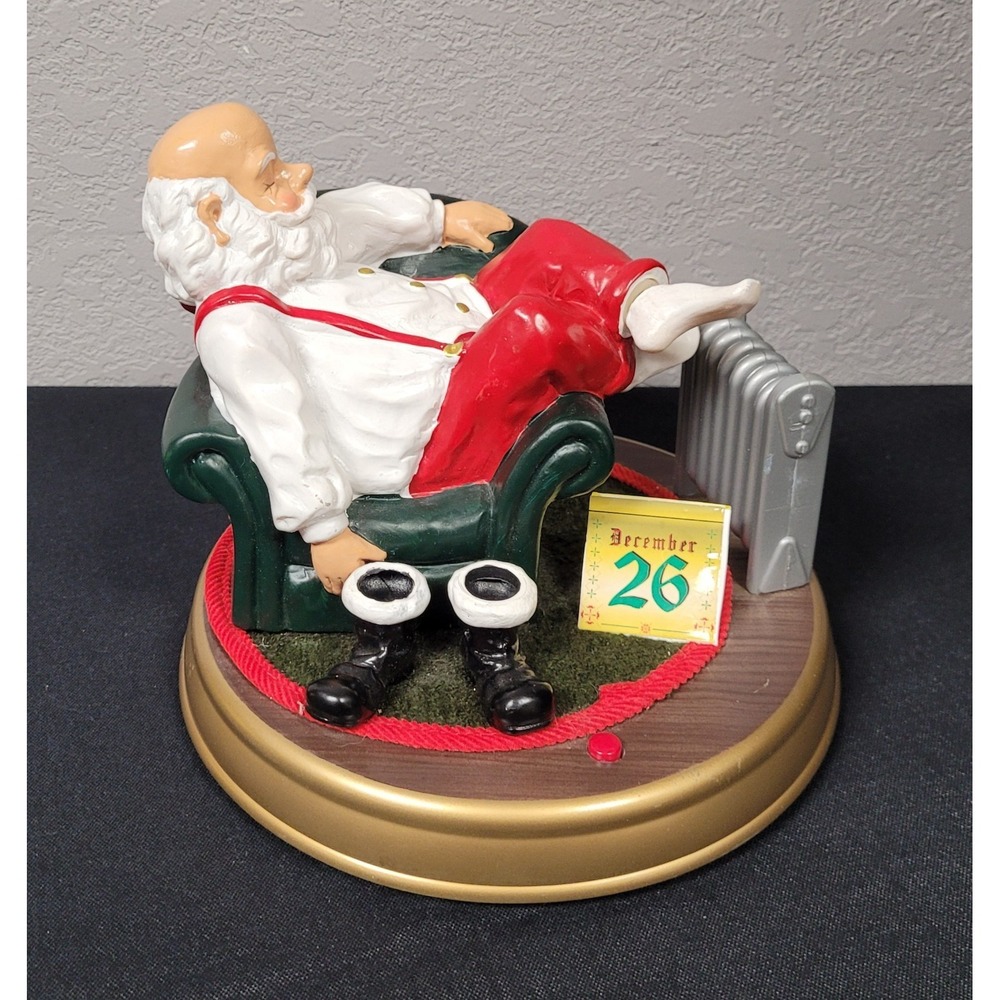 2002 Gemmy Animated Musical Relaxing Santa Figure - Read